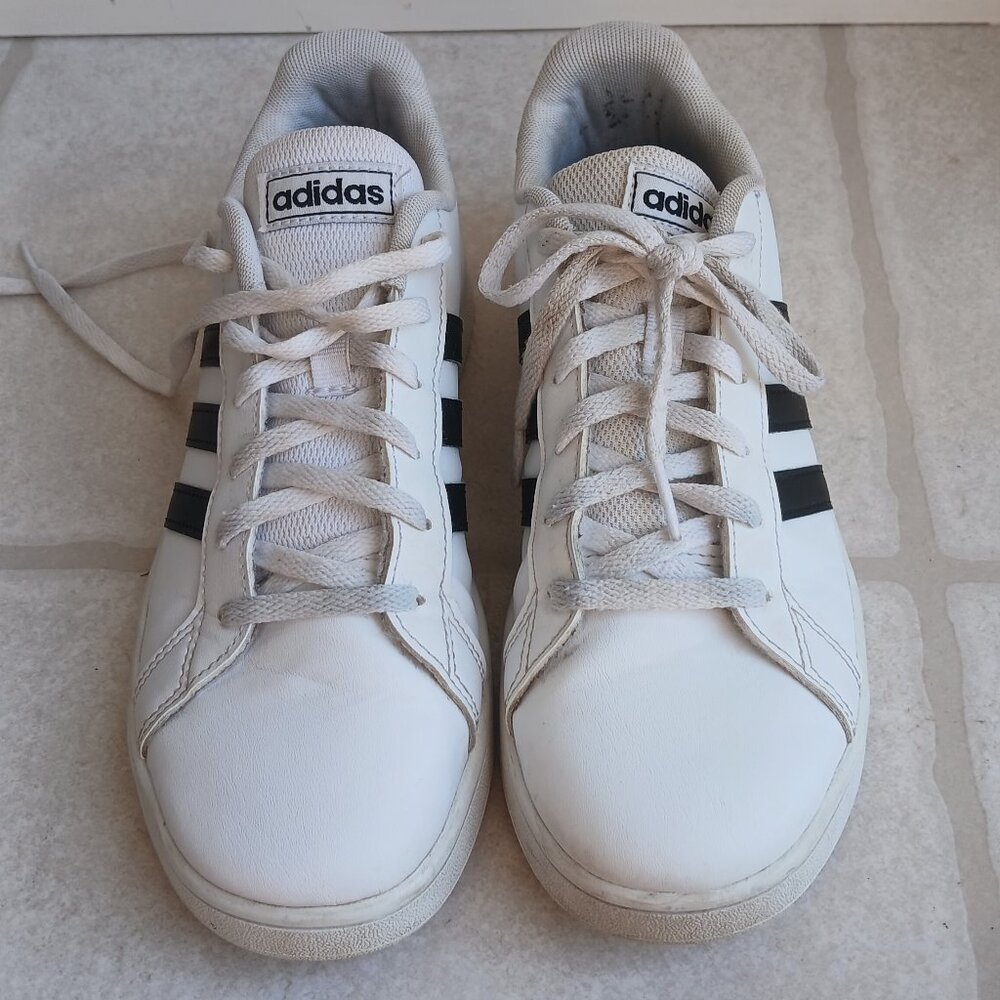 Boys Adidas tennis shoes